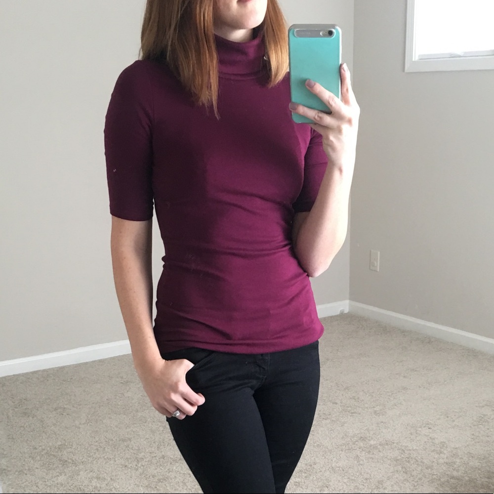 A New Day Maroon Turtleneck Size Small